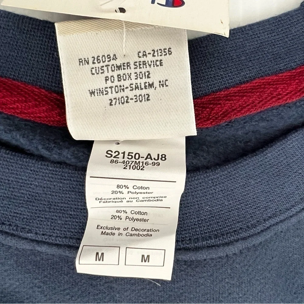 Champion Navy Embossed Logo Sweatshirt NWT Men’s Medium Classic Crewneck - Picture 9 of 13